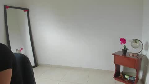 Lorena online show from May 4, 2026, 2:46 pm