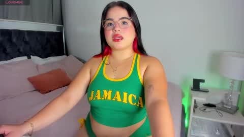 Vanessa online show from October 29, 2025, 10:50 am