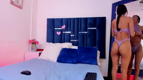 Snapshot of afroditaevans__ chatting on February 18, 2026, 1:40 pm A F R O D I T A E V A N S online show from February 18, 2026, 1:40 pm