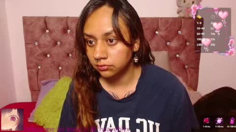 Cris owo online show from March 15, 2026, 3:01 am