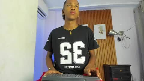 afrowayuu online show from June 24, 2026, 11:20 am