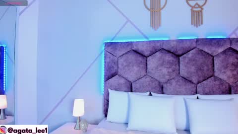 Snapshot of agataa_lee chatting on September 12, 2025, 4:23 am agataa_lee online show from September 12, 2025, 4:23 am
