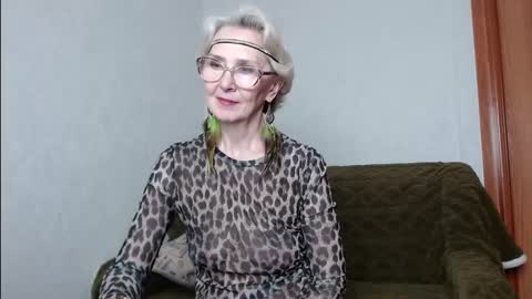 Agatha online show from November 30, 2025, 3:38 pm