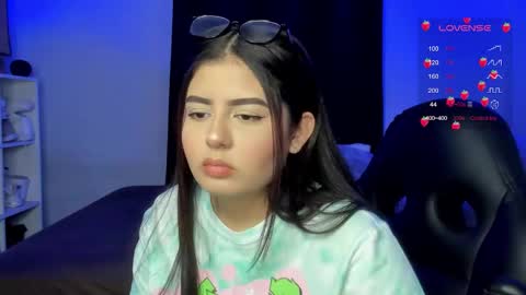 Cat online show from October 26, 2025, 6:08 am