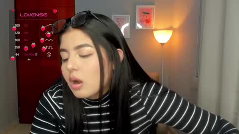 Cat online show from February 4, 2026, 3:12 am