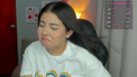 Cat online show from March 31, 2026, 4:24 am