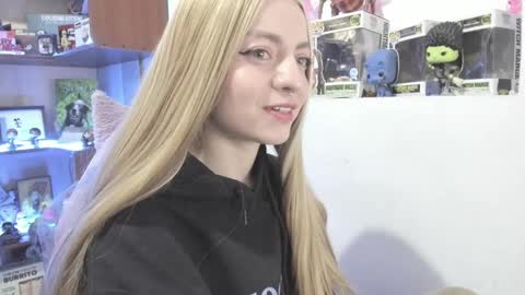 Snapshot of agathaa_ks_ chatting on January 15, 2025, 8:16 pm Camila 2 online show from January 15, 2025, 8:16 pm