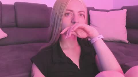 Snapshot of agathaa_ks_ chatting on January 29, 2025, 11:56 pm Camila 2 online show from January 29, 2025, 11:56 pm