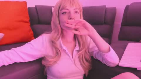 Snapshot of agathaa_ks_ chatting on February 16, 2025, 4:31 am Camila 2 online show from February 16, 2025, 4:31 am