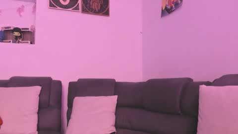 Snapshot of agathaa_ks_ chatting on February 27, 2025, 12:43 am Camila 2 online show from February 27, 2025, 12:43 am