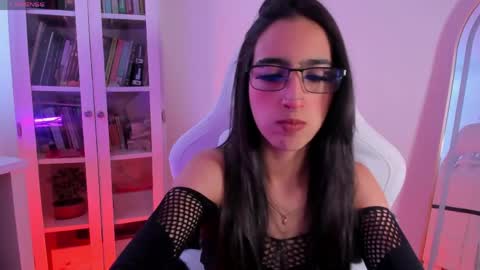 agathablair4 online show from May 22, 2026, 12:11 pm