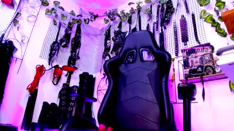 Snapshot of agathamoonn chatting on February 17, 2026, 9:32 pm Agatha Fox online show from February 17, 2026, 9:32 pm