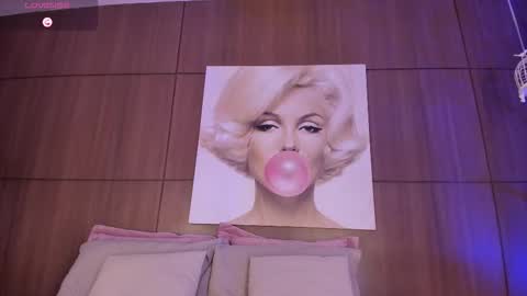    online show from October 12, 2025, 11:26 pm