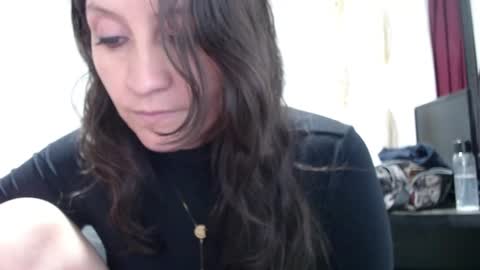 Angel online show from March 6, 2025, 8:48 pm