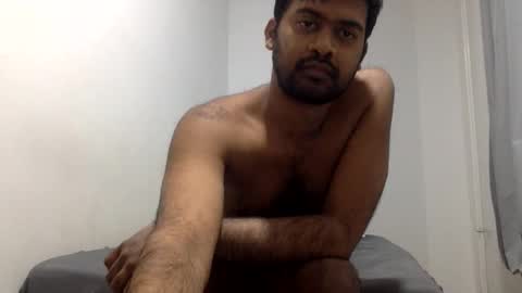 aggaggs online show from October 21, 2025, 4:24 am