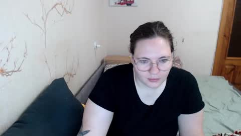 Aglaya Fame online show from February 9, 2025, 5:54 pm