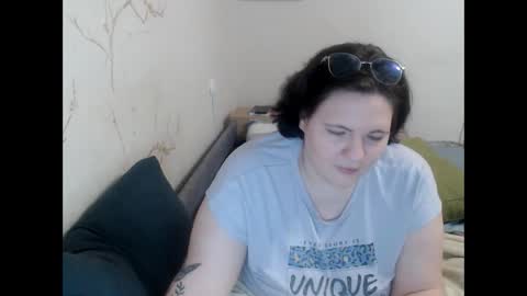 Aglaya Fame online show from February 17, 2025, 3:53 pm