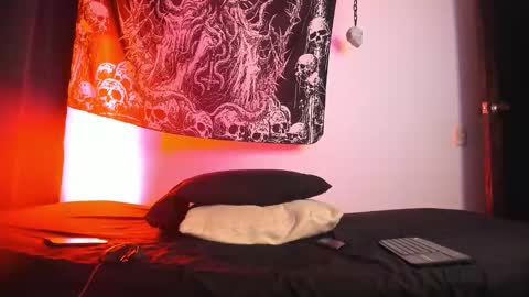 agnes_jones online show from December 19, 2025, 11:34 pm