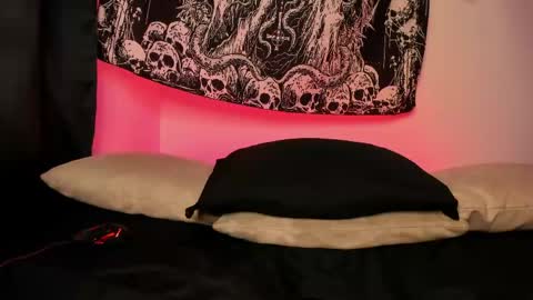 Snapshot of agnes_jones chatting on April 24, 2026, 3:42 am agnes_jones online show from April 24, 2026, 3:42 am