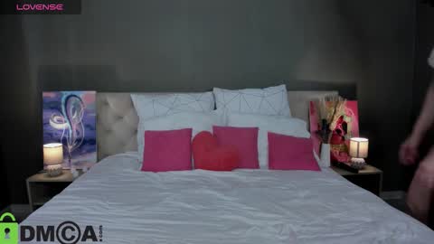 Agnes online show from October 11, 2025, 9:19 am