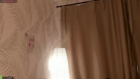 Agnes online show from November 6, 2025, 8:59 am