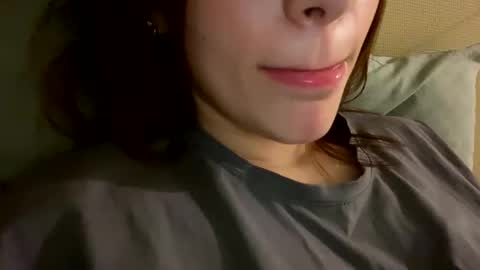 Agnes online show from November 9, 2025, 9:02 pm