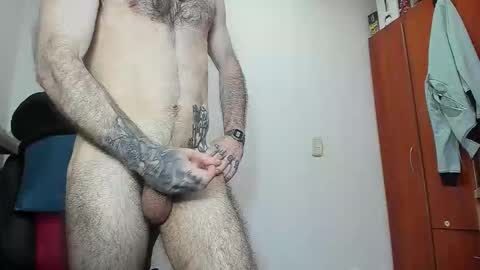 Snapshot of aguslover chatting on January 31, 2026, 7:11 pm Agustin online show from January 31, 2026, 7:11 pm