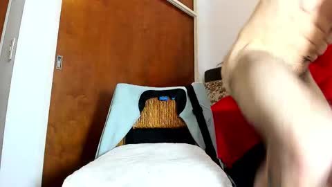 Snapshot of aguslover chatting on March 15, 2026, 6:14 pm Agustin online show from March 15, 2026, 6:14 pm