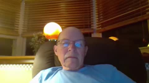 Snapshot of aguynrkfrd chatting on October 3, 2025, 9:50 am aguynrkfrd online show from October 3, 2025, 9:50 am