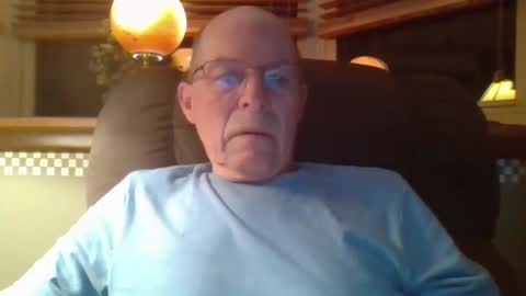 Snapshot of aguynrkfrd chatting on October 9, 2025, 9:29 am aguynrkfrd online show from October 9, 2025, 9:29 am