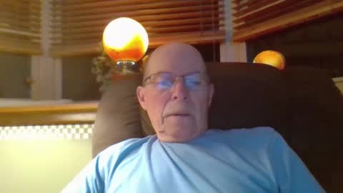 Snapshot of aguynrkfrd chatting on October 11, 2025, 9:19 am aguynrkfrd online show from October 11, 2025, 9:19 am