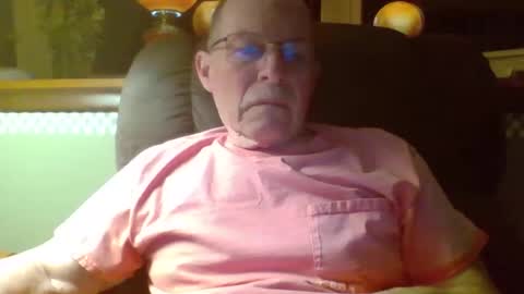 Snapshot of aguynrkfrd chatting on November 14, 2025, 10:47 am aguynrkfrd online show from November 14, 2025, 10:47 am