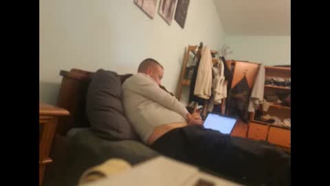 Ahim30 online show from October 19, 2025, 6:41 pm