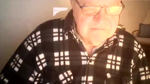 Snapshot of ahmole chatting on December 16, 2024, 7:37 am Ole online show from December 16, 2024, 7:37 am