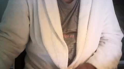 Snapshot of ahmole chatting on February 7, 2025, 12:06 pm Ole online show from February 7, 2025, 12:06 pm