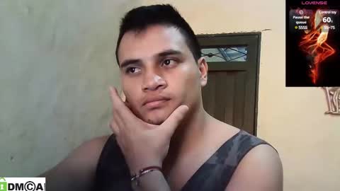 Snapshot of ahntony__69 chatting on December 31, 2024, 2:03 pm ahntony 69 online show from December 31, 2024, 2:03 pm
