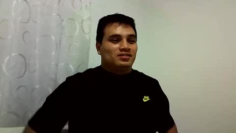Snapshot of ahntony__69 chatting on February 17, 2025, 3:36 am ahntony 69 online show from February 17, 2025, 3:36 am