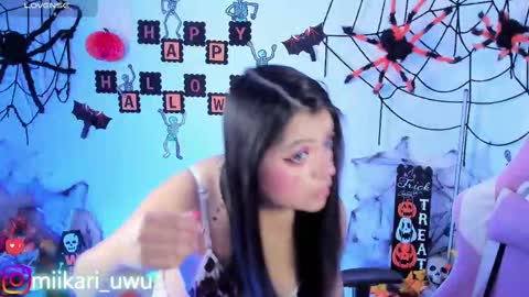 Ahri help me get to 100  online show from October 14, 2025, 5:41 am