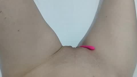 Taylor online show from December 5, 2025, 8:27 pm