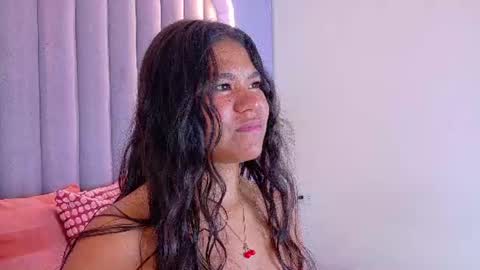 Snapshot of ahslyevans__ chatting on July 7, 2026, 7:40 pm AHSLY online show from July 7, 2026, 7:40 pm