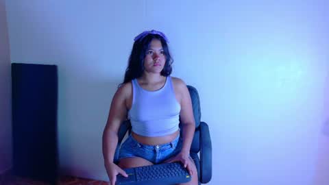 Snapshot of ahslyevans__ chatting on July 11, 2026, 7:49 pm AHSLY online show from July 11, 2026, 7:49 pm