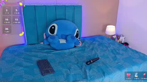 Ahvi Ebony online show from November 24, 2025, 11:54 am