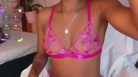 Snapshot of ahvi_ebony chatting on July 12, 2026, 12:51 pm Ahvi Ebony online show from July 12, 2026, 12:51 pm