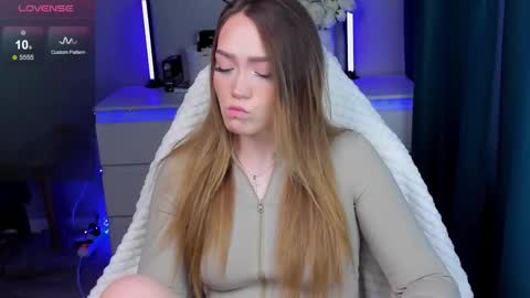 Snapshot of ai__girl chatting on November 15, 2025, 10:12 am ai__girl online show from November 15, 2025, 10:12 am