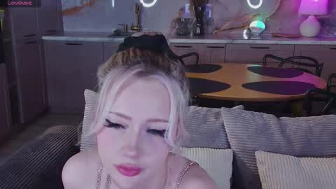 Lexi online show from January 14, 2026, 11:20 pm