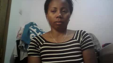 Snapshot of aicha_boobs chatting on October 17, 2025, 1:09 am Aicha boobs online show from October 17, 2025, 1:09 am