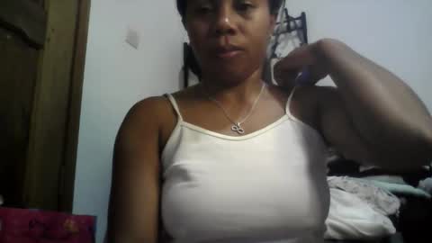 Aicha boobs online show from April 14, 2026, 11:11 pm