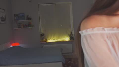 Vicky online show from July 20, 2026, 6:10 pm