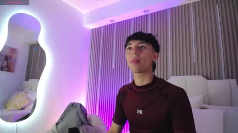 Snapshot of aiden_rivers_ chatting on February 27, 2026, 1:22 pm Aiden online show from February 27, 2026, 1:22 pm