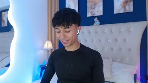 Aiden online show from April 10, 2026, 12:54 pm